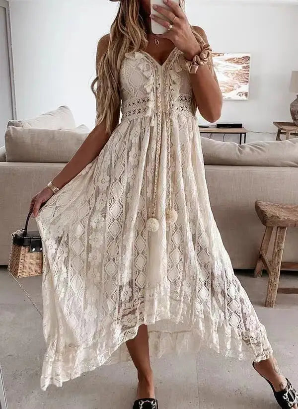 LILY LACE MAXI DRESS